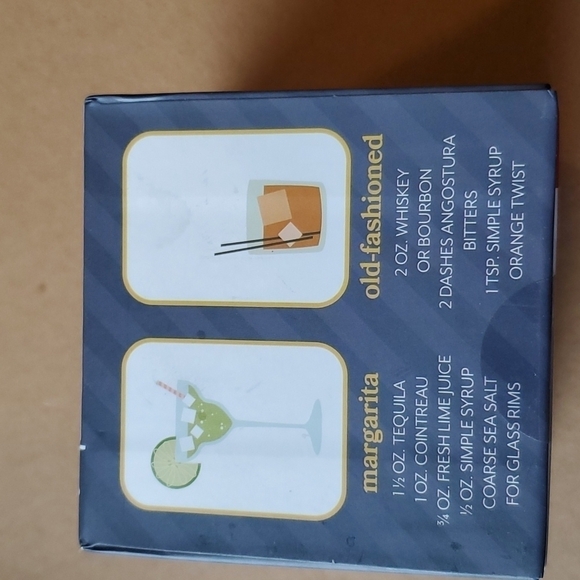 3 Puzzle combo Airplane Cafe, Origin of Beer & Mixology .NIB sealed - Picture 11 of 14